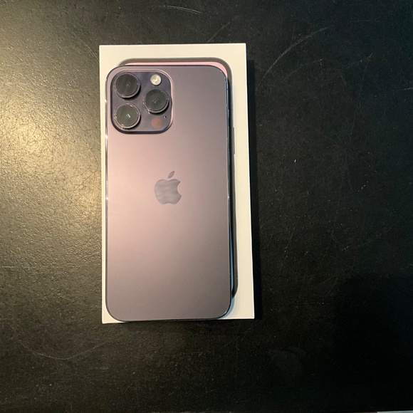 iPhone 14 Pro Max - Picture 2 of 5